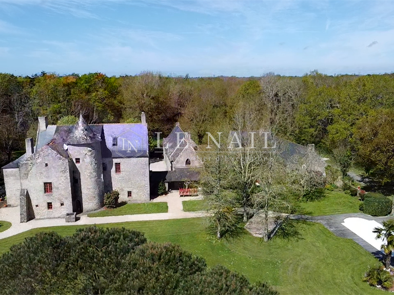 Manor Guérande - 4 bedrooms - 402m²