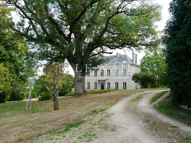 Château Bourges - 7 chambres - 600m²
