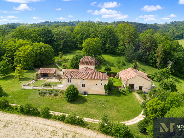 Château Léguillac-de-l'Auche - 10 chambres