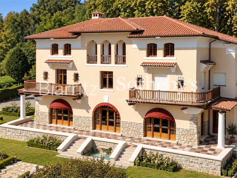 Maison Bayonne - 7 chambres - 560m²