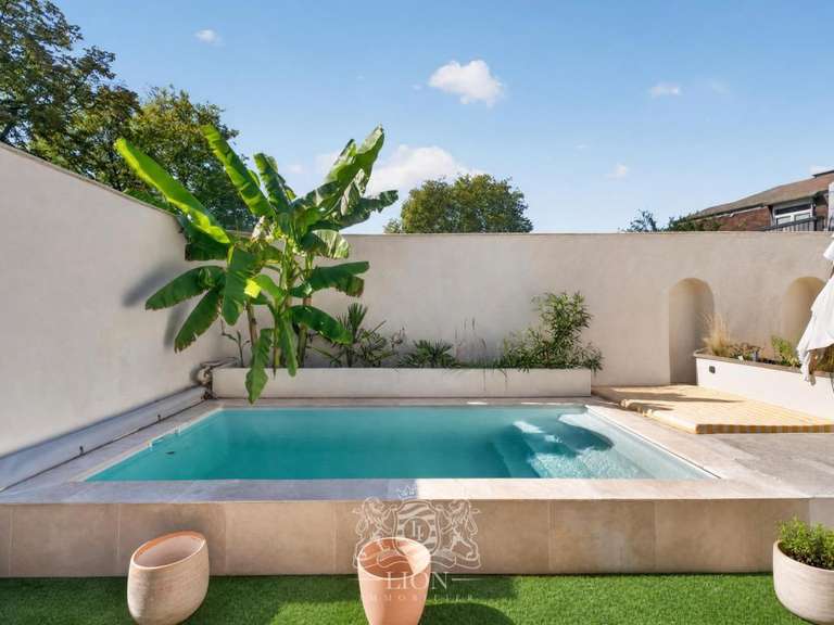 Propriété Marcq-en-Baroeul - 5 chambres - 236m²