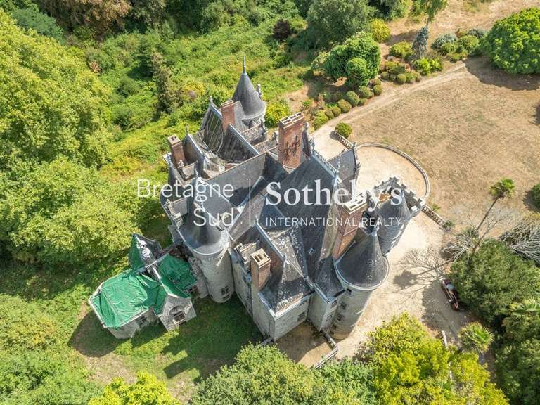 Château Quimper - 10 chambres - 900m²