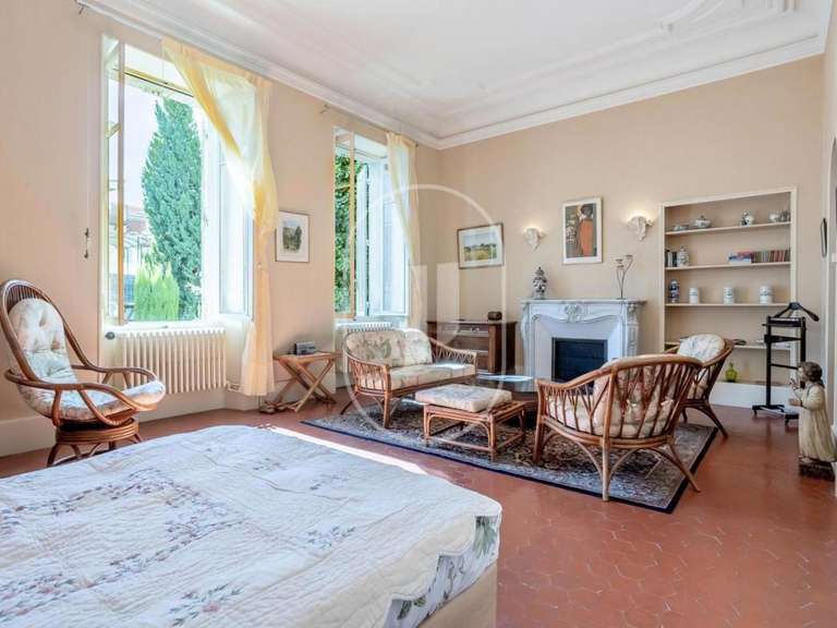Maison L'Isle-sur-la-Sorgue - 11 chambres - 597m²