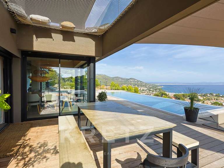 Maison avec Vue sur mer Carqueiranne - 5 chambres - 290m²