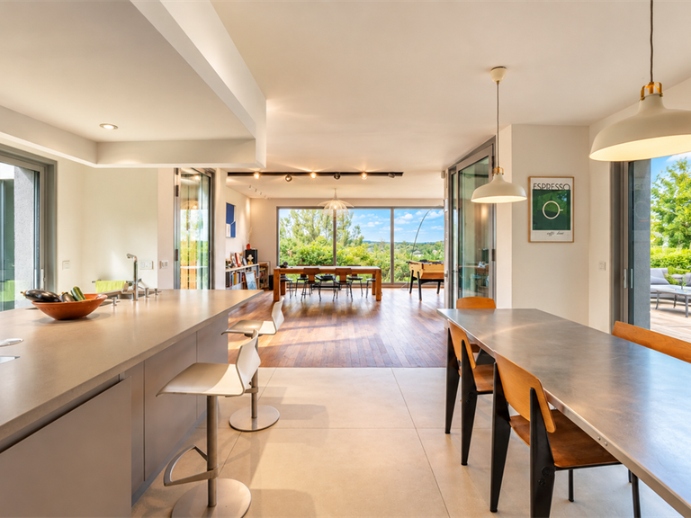 House Castelnau-le-Lez - 6 bedrooms - 248m²