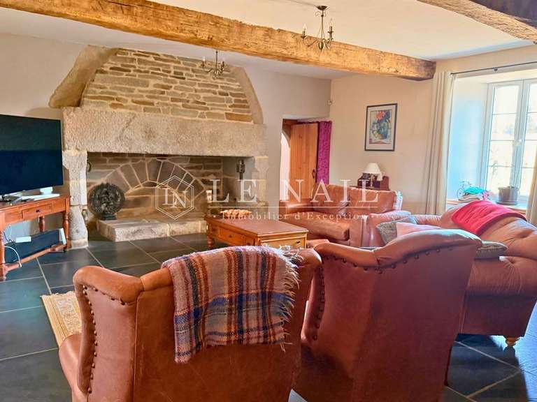 Manoir Carhaix-Plouguer - 10 chambres - 525m²