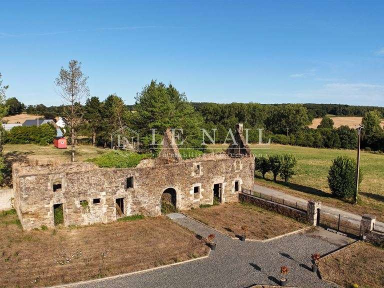 Manoir Carhaix-Plouguer - 10 chambres - 525m²