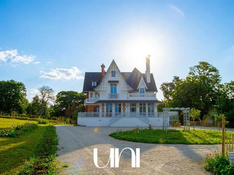 Propriété Granville - 6 chambres - 780m²