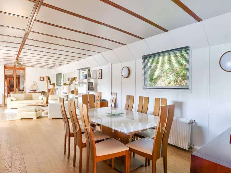 Propriété Saint-Cloud - 3 chambres - 196m²