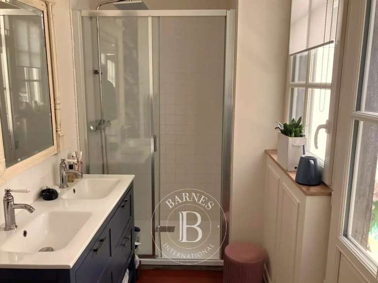 Propriété Mehun-sur-Yèvre - 400m²