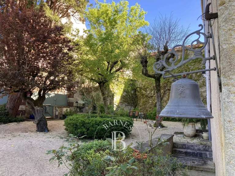 Propriété Mehun-sur-Yèvre - 400m²