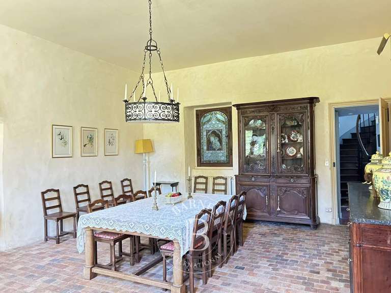 Propriété Chazé-sur-Argos - 15 chambres - 1100m²