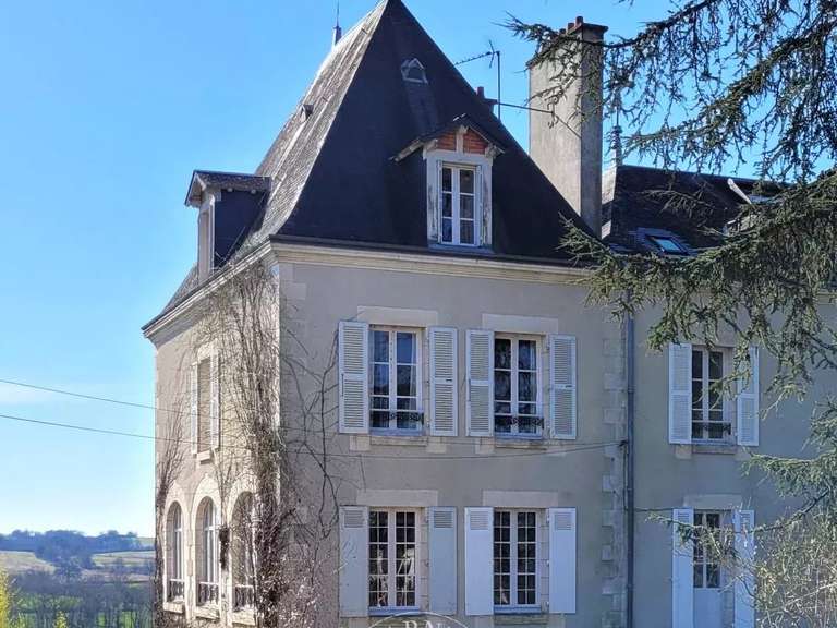Propriété Saint-Gaultier - 7 chambres
