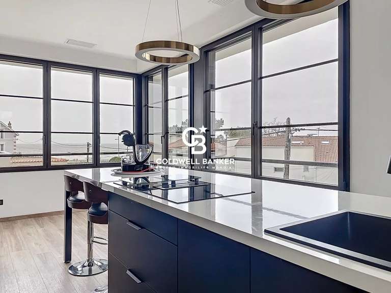 Propriété avec Vue sur mer Saint-Georges-de-Didonne - 280m²