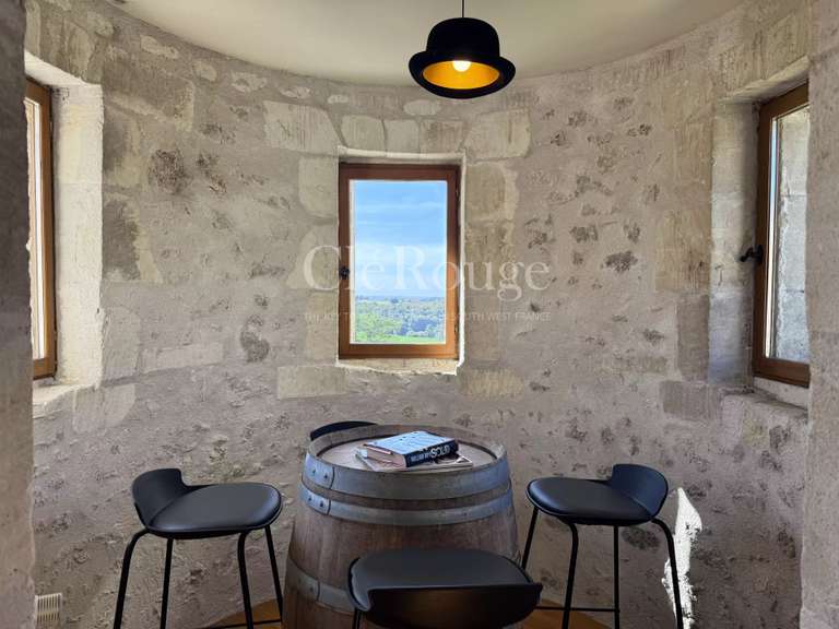 Propriété Seyches - 5 chambres - 288m²