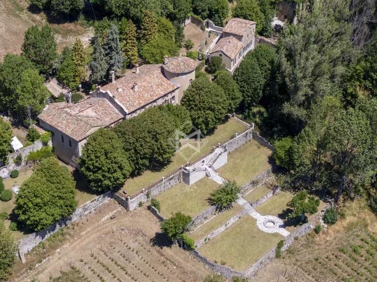 Propriété Andon - 10 chambres - 1000m²