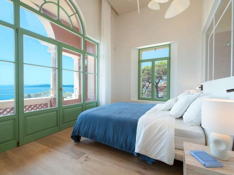 Propriété avec Vue sur mer Les issambres - 5 chambres - 382m²