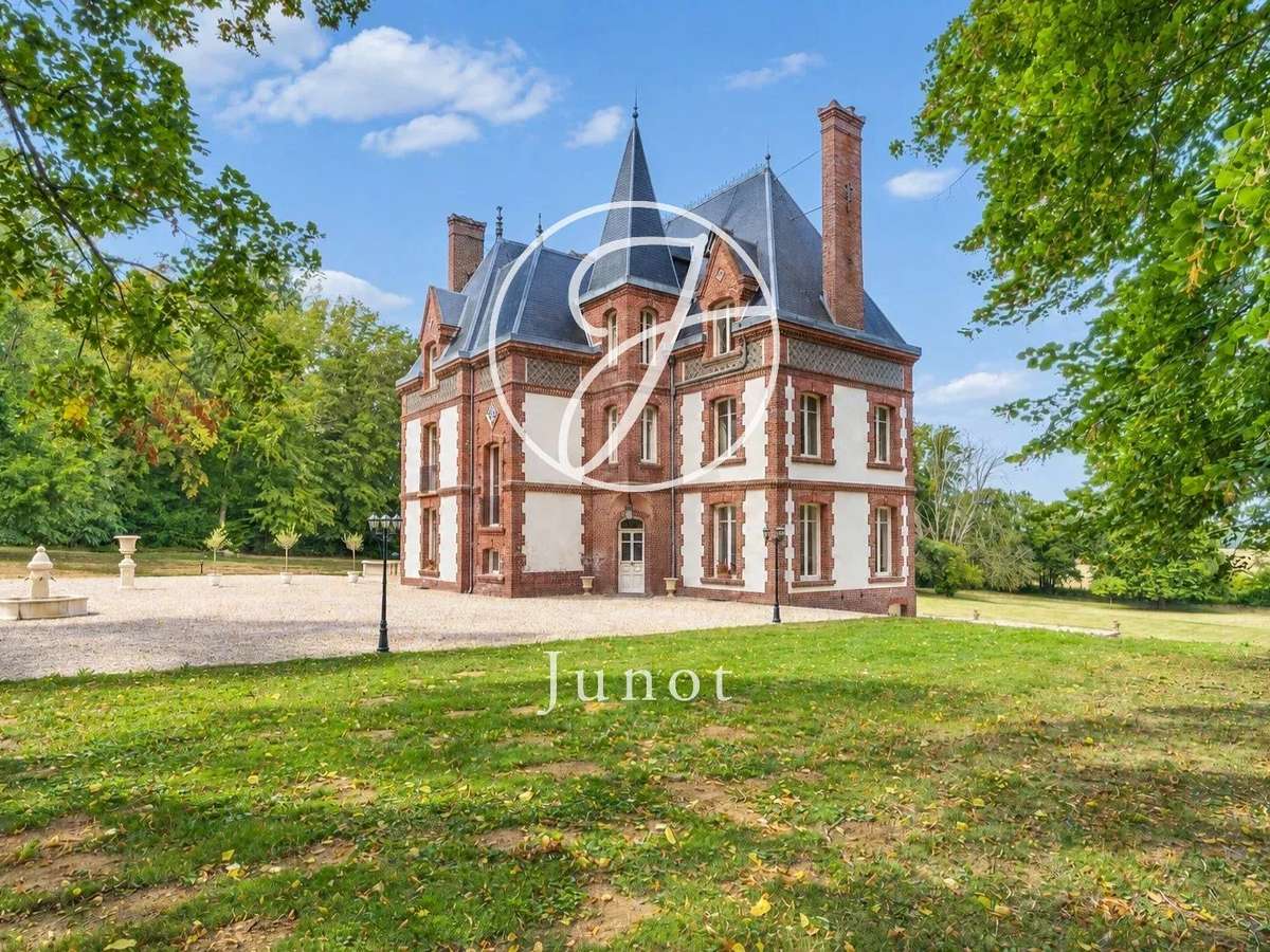 Propriété Saint-Illiers-la-Ville