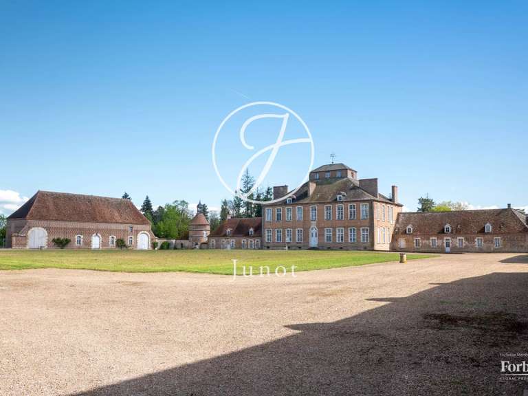 Propriété Bourges - 6 chambres - 500m²
