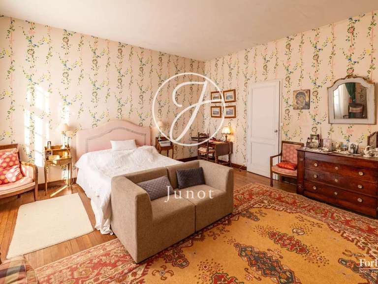 Propriété Castillon-la-Bataille - 8 chambres - 823m²