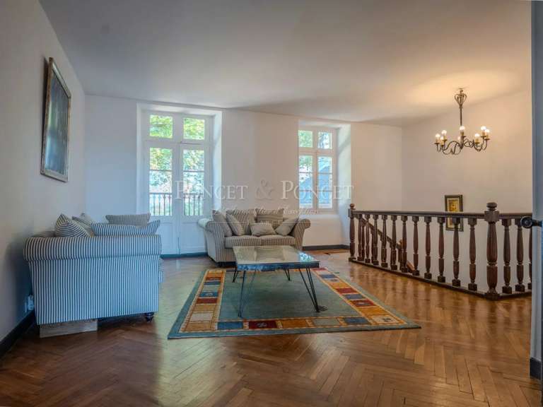 Propriété Saint-Pierre-de-Trivisy - 10 chambres - 750m²