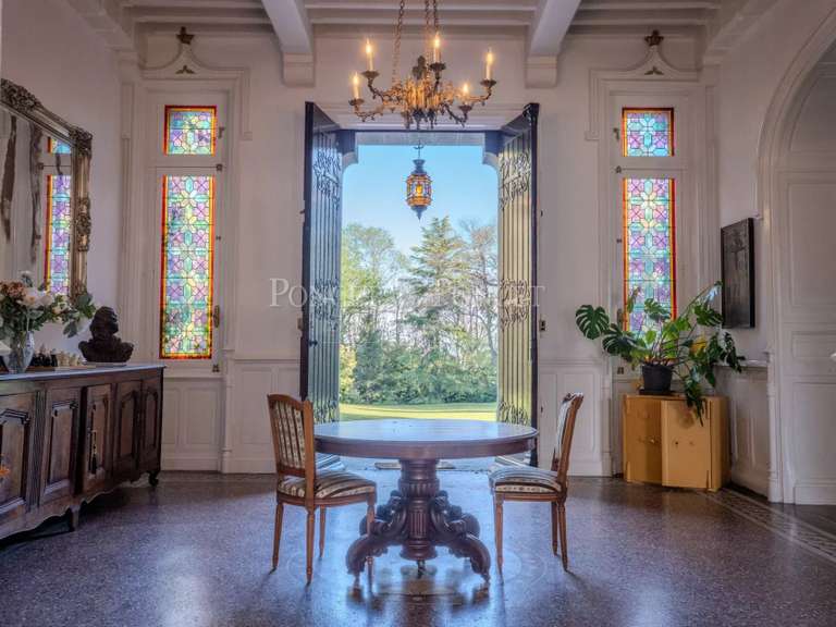Propriété Saint-Lizier - 17 chambres - 1200m²