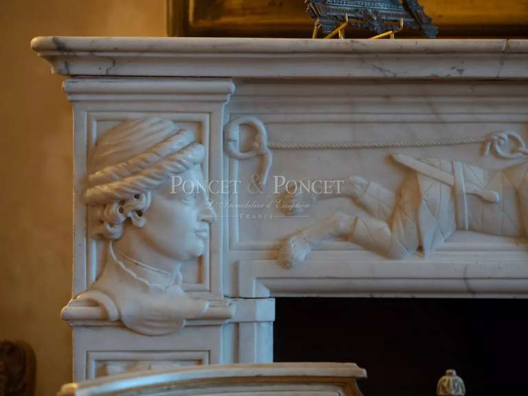 Propriété Plaigne - 16 chambres - 900m²