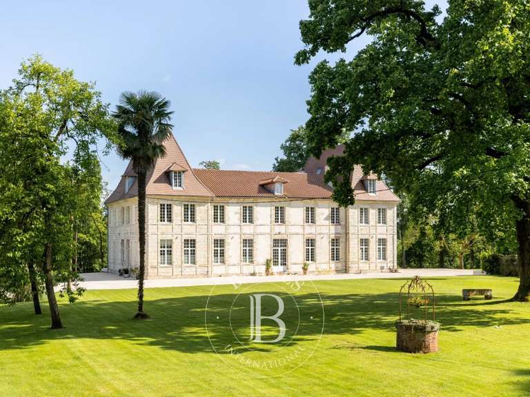 Propriété Dax - 8 chambres - 650m²