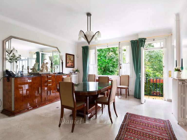 Propriété Neuilly-sur-Seine - 7 chambres - 383m²