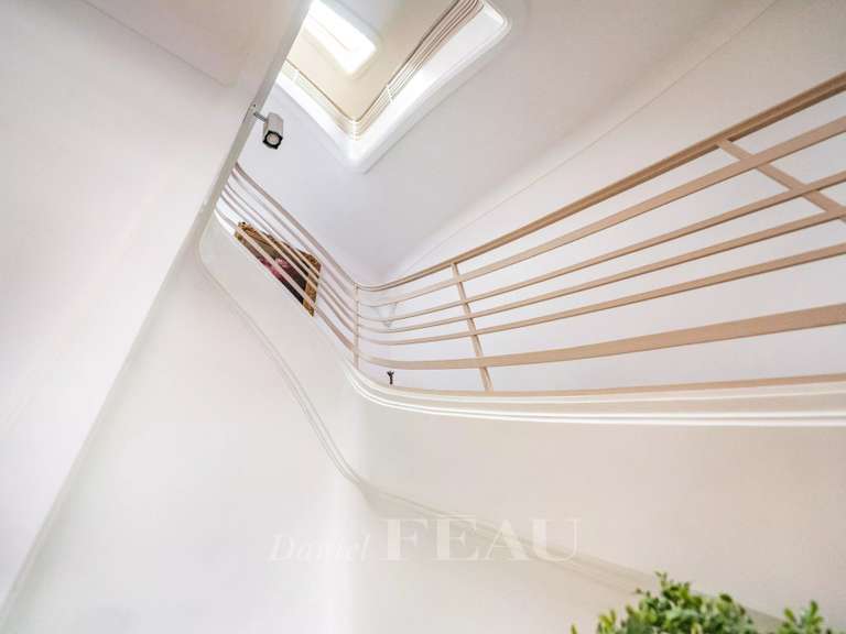 Propriété Neuilly-sur-Seine - 7 chambres - 383m²