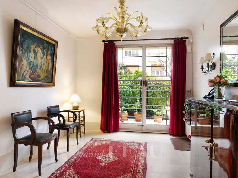 Propriété Neuilly-sur-Seine - 7 chambres - 383m²