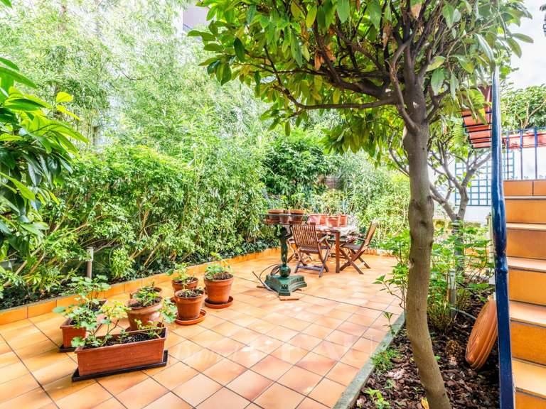 Propriété Neuilly-sur-Seine - 7 chambres - 383m²