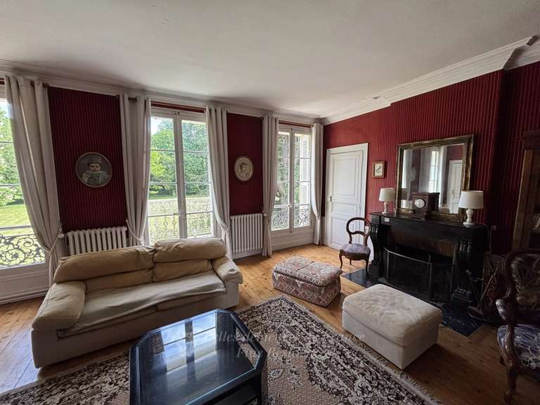 Propriété Le Lude - 20 chambres - 800m²