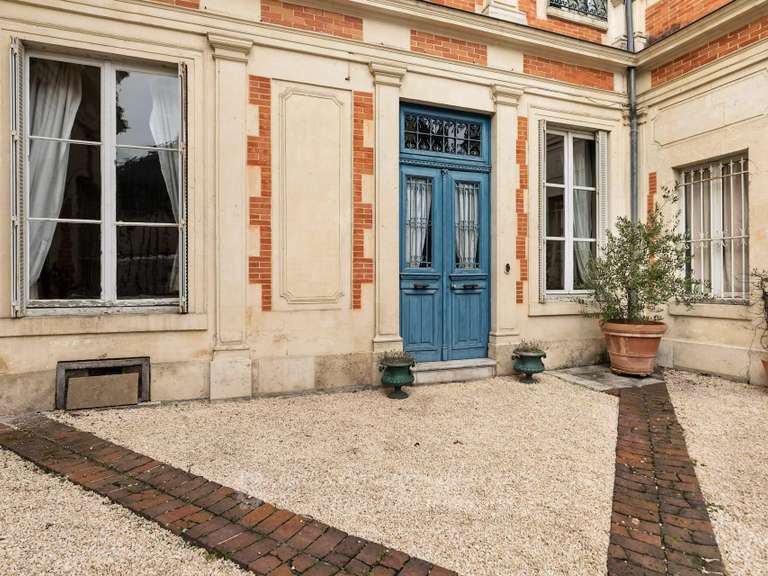 Propriété Auxerre - 5 chambres - 350m²