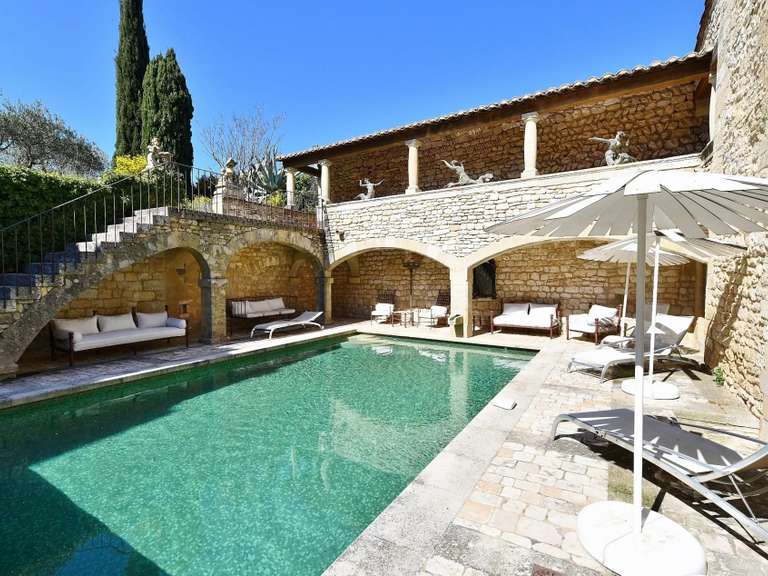 Propriété Uzès - 9 chambres - 1368m²