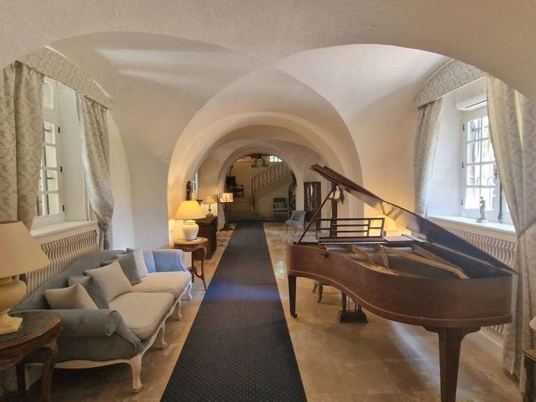 Propriété Narbonne - 26 chambres - 2750m²
