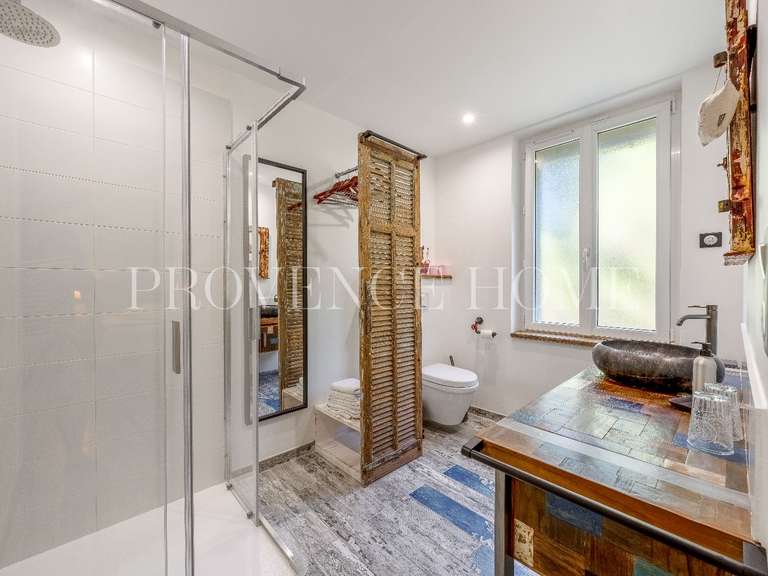 Propriété L'Isle-sur-la-Sorgue - 8 chambres - 372m²