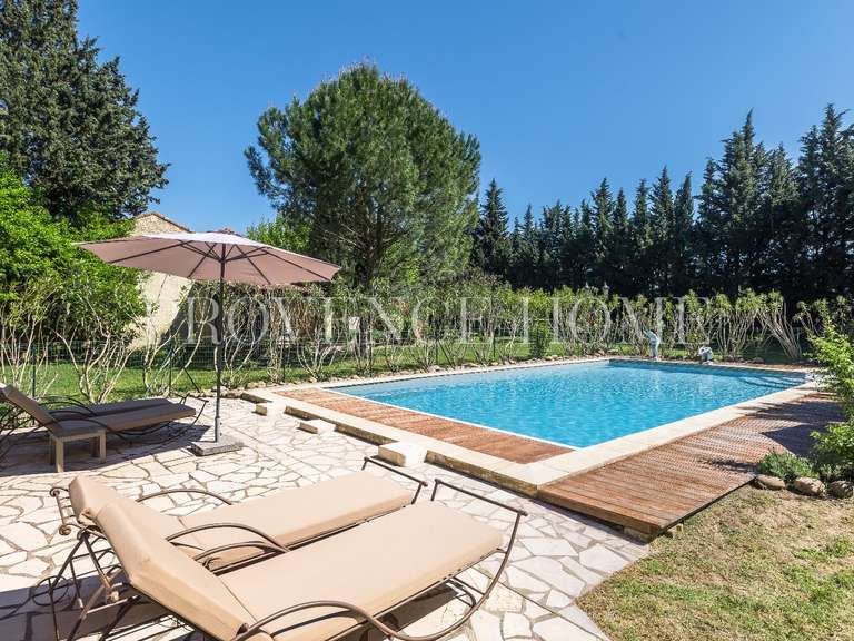 Propriété L'Isle-sur-la-Sorgue - 8 chambres - 372m²