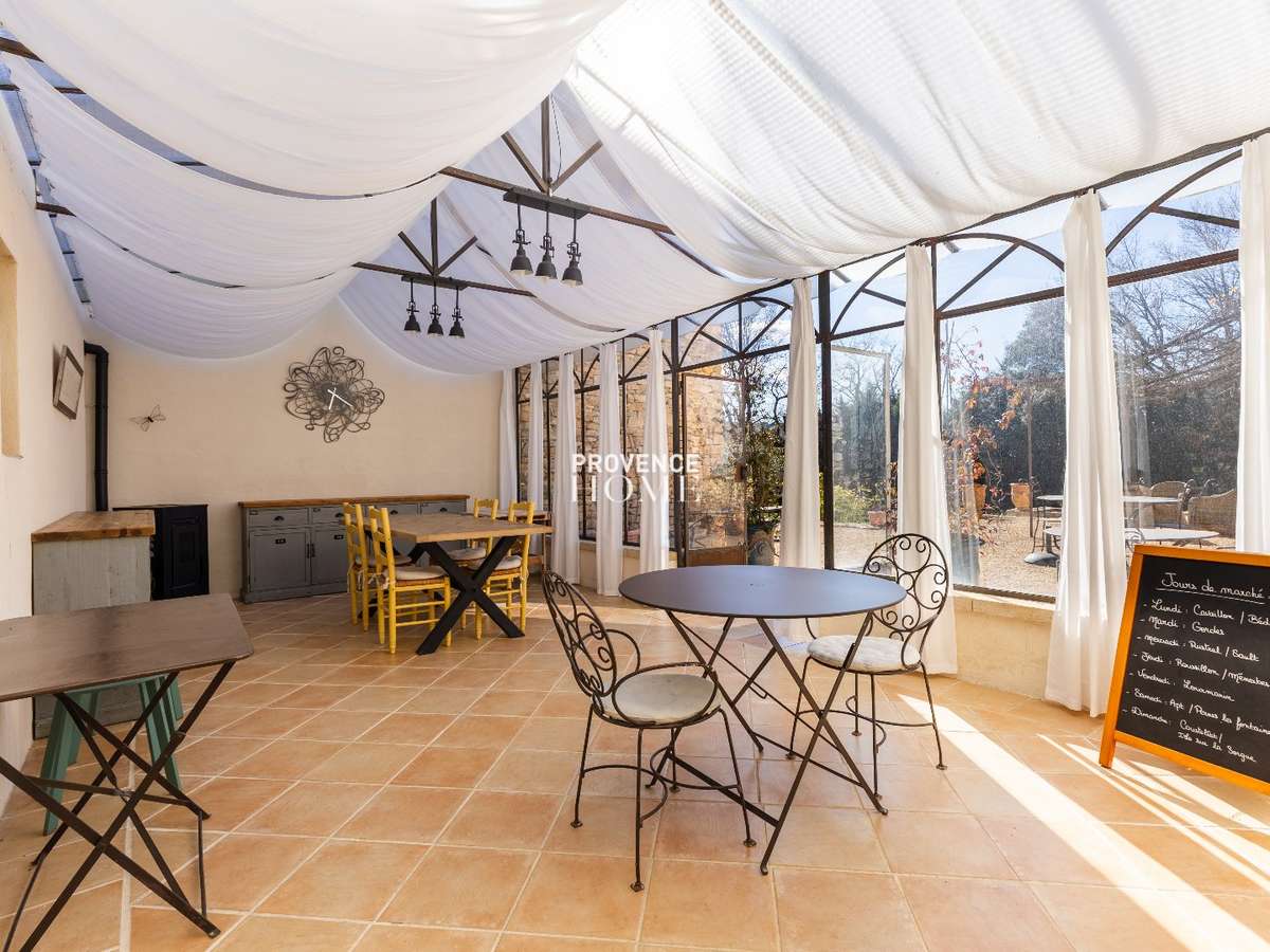 Property Gordes