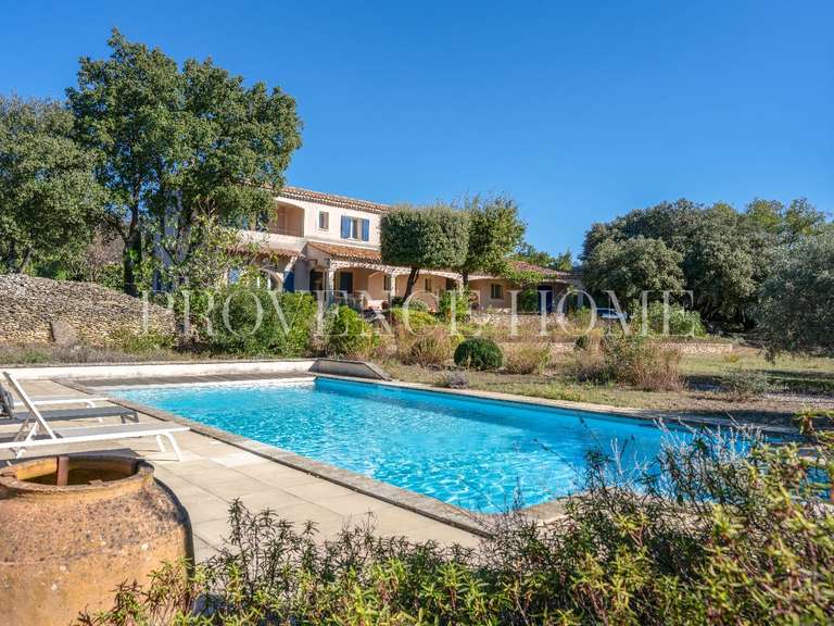 Property Cabrières-d'Avignon - 4 bedrooms - 201m²