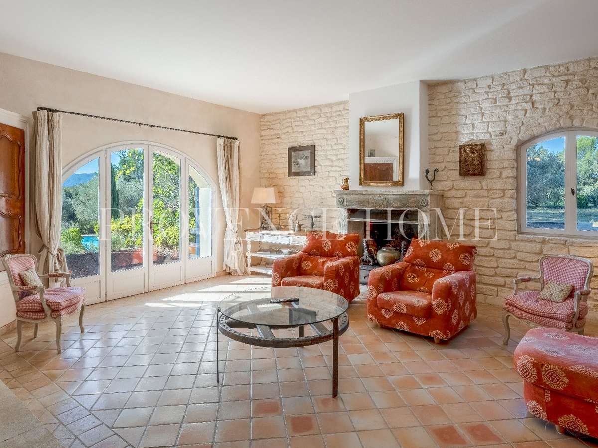 Property Cabrières-d'Avignon