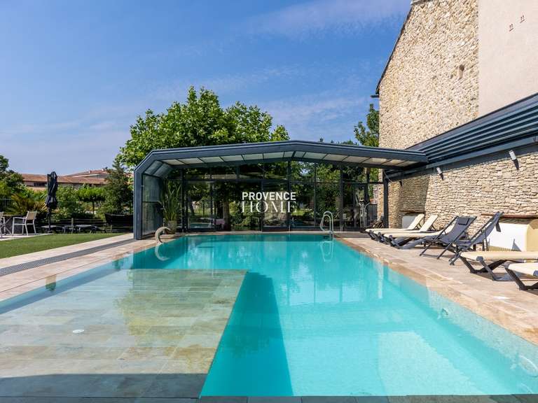 Propriété L'Isle-sur-la-Sorgue - 12 chambres - 438m²