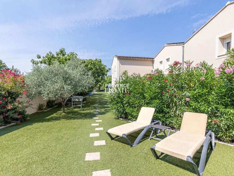 Property L'Isle-sur-la-Sorgue - 12 bedrooms - 438m²