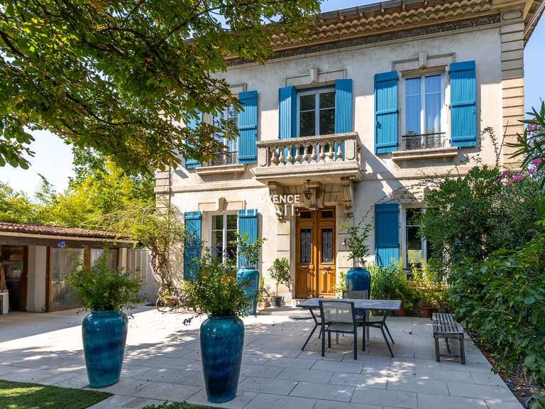 Property L'Isle-sur-la-Sorgue - 12 bedrooms - 438m²