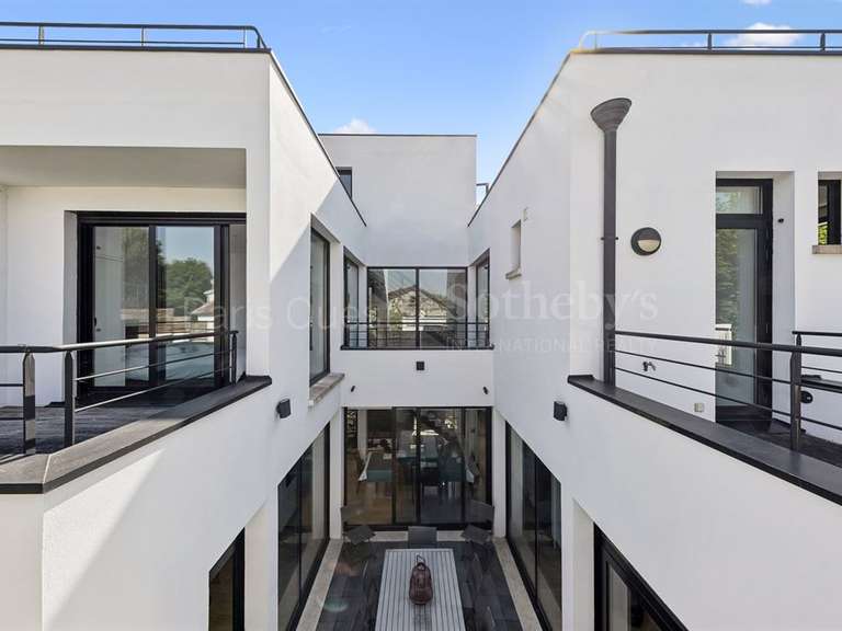 Propriété Saint-Cloud - 4 chambres - 337m²