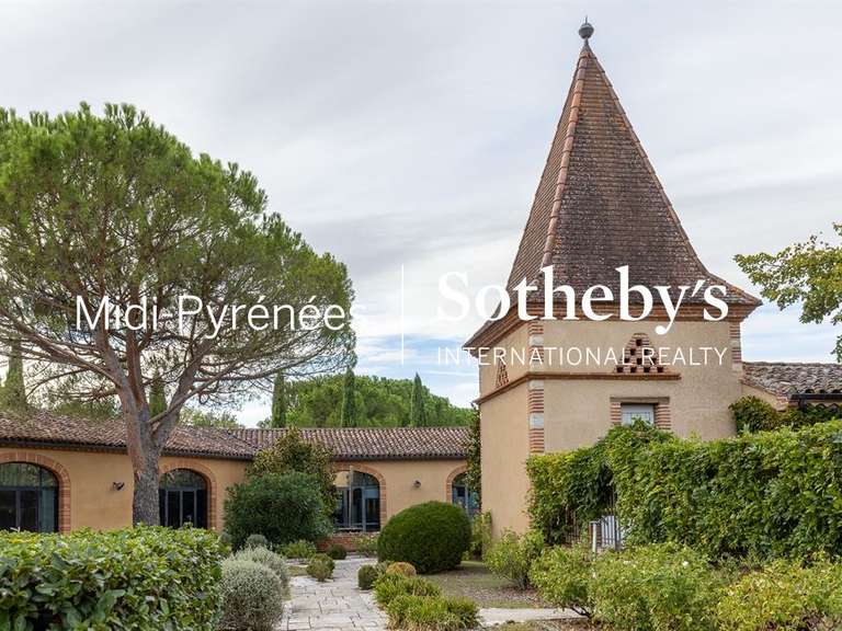 Propriété Lagrave - 1384m²