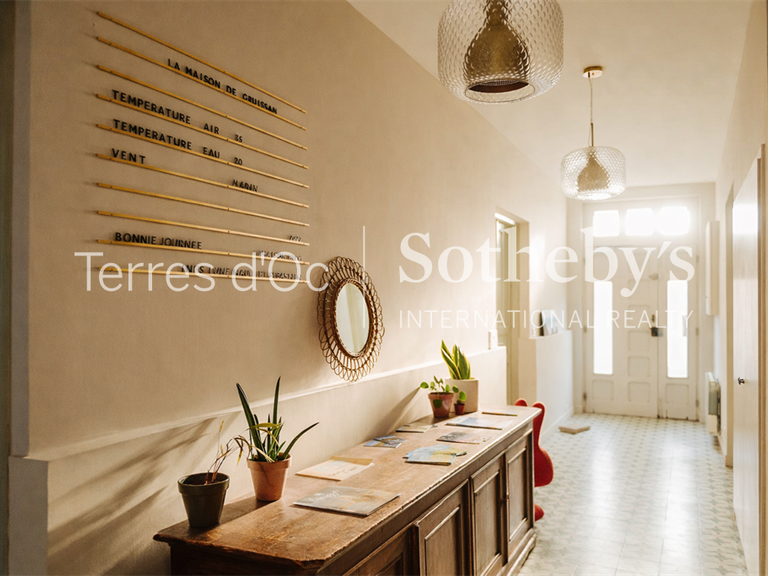 Propriété Gruissan - 9 chambres - 325m²