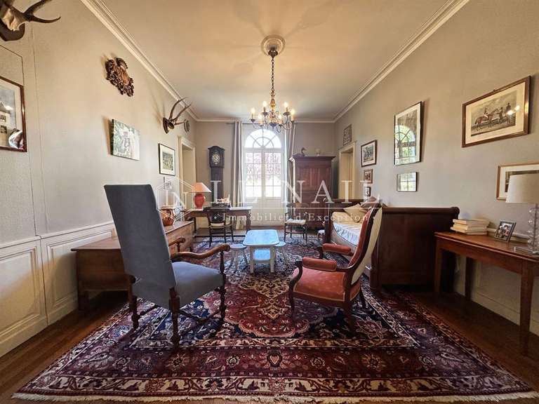 Propriété Basse-Goulaine - 10 chambres - 459m²