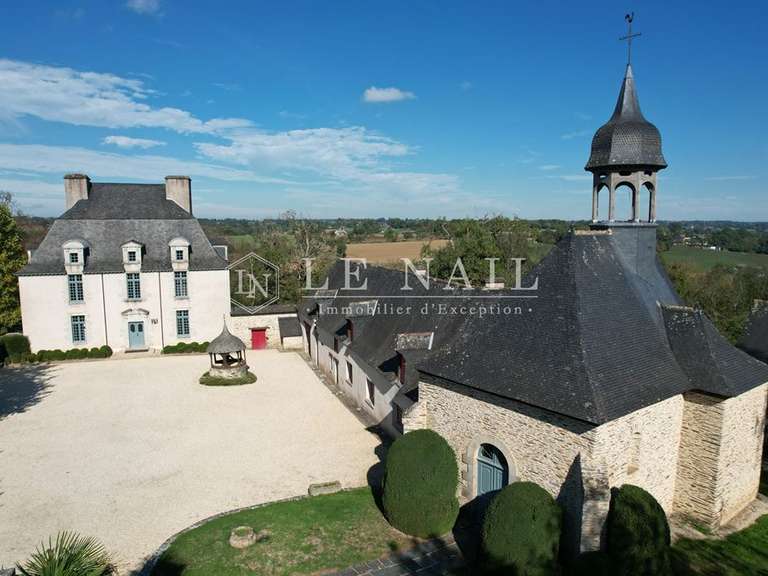 Propriété Châteaubourg - 6 chambres - 429m²