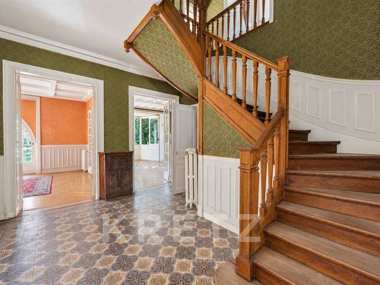 Propriété Morsang-sur-Seine - 6 chambres - 357m²
